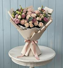 Букет цветов из:  Розы и Лизиантусы в Золотухино