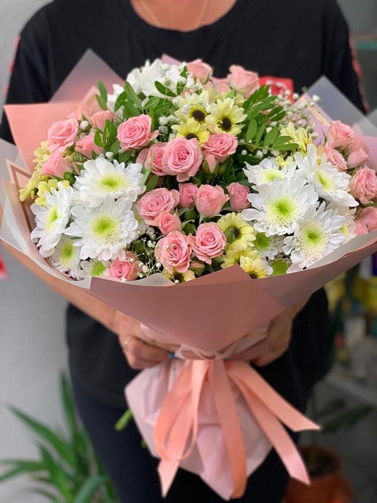 Букет цветов из: Розы и Хризантемы в Золотухино