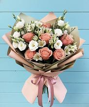 Букет цветов из:  Розы, Альстромерии и Лизиантусы в Золотухино