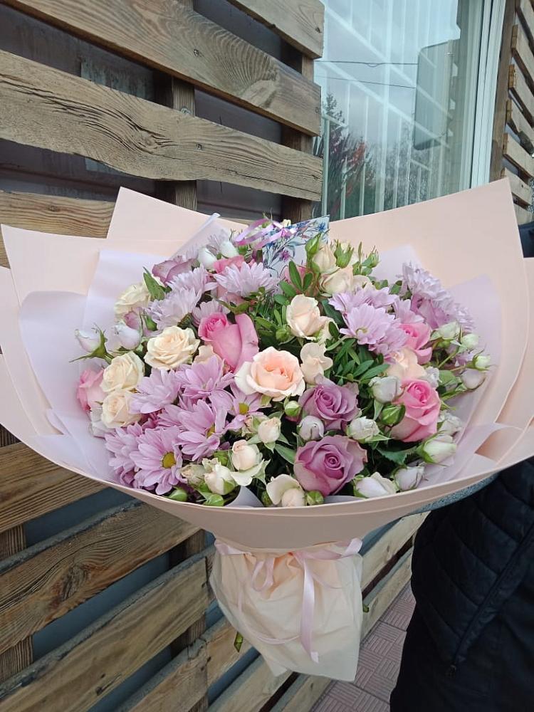 Букет цветов из: Розы и Хризантемы в Золотухино