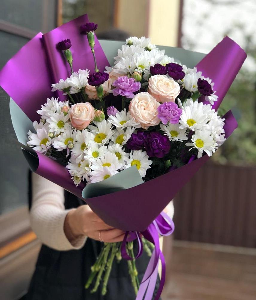 Букет цветов из: Хризантемы, Гвоздики и Розы в Золотухино