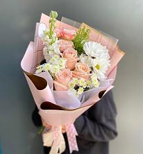 Букет цветов из:  Хризантемы и Розы в Золотухино