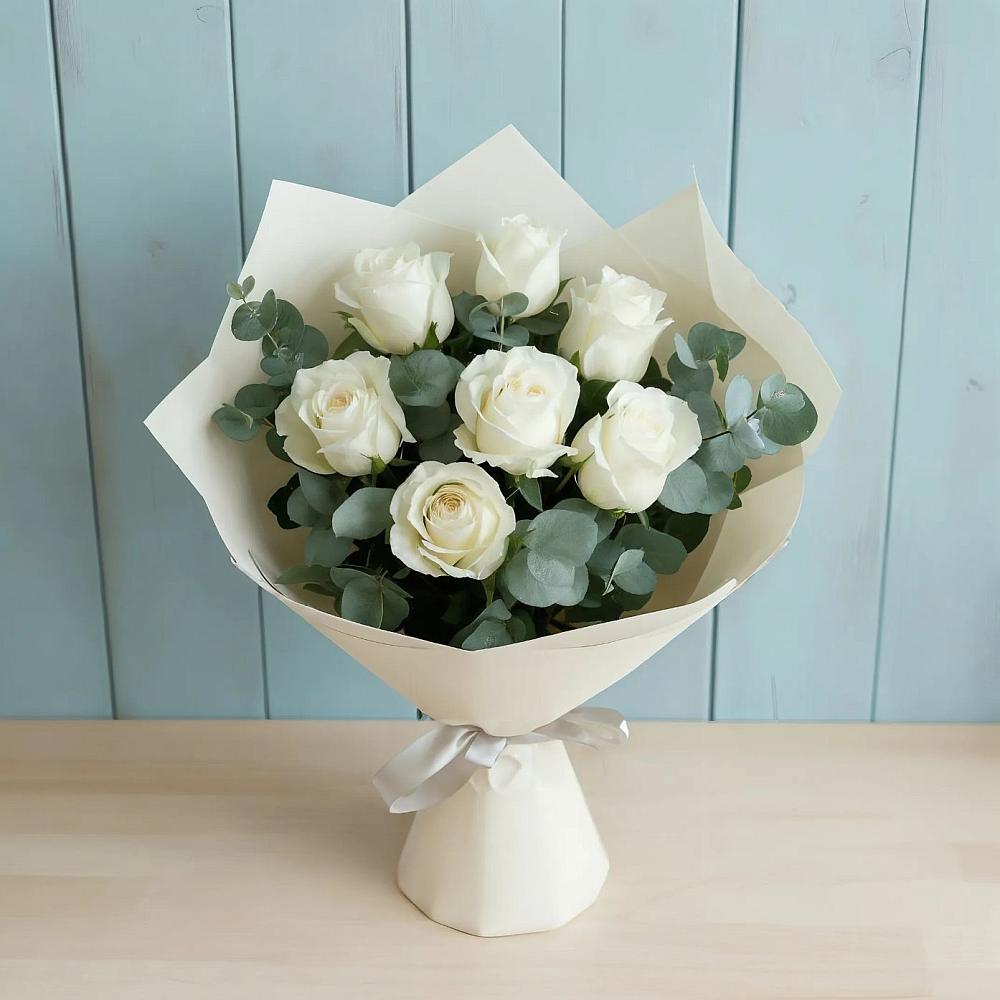 Букет Белые розы в Эвкалипте в Золотухино