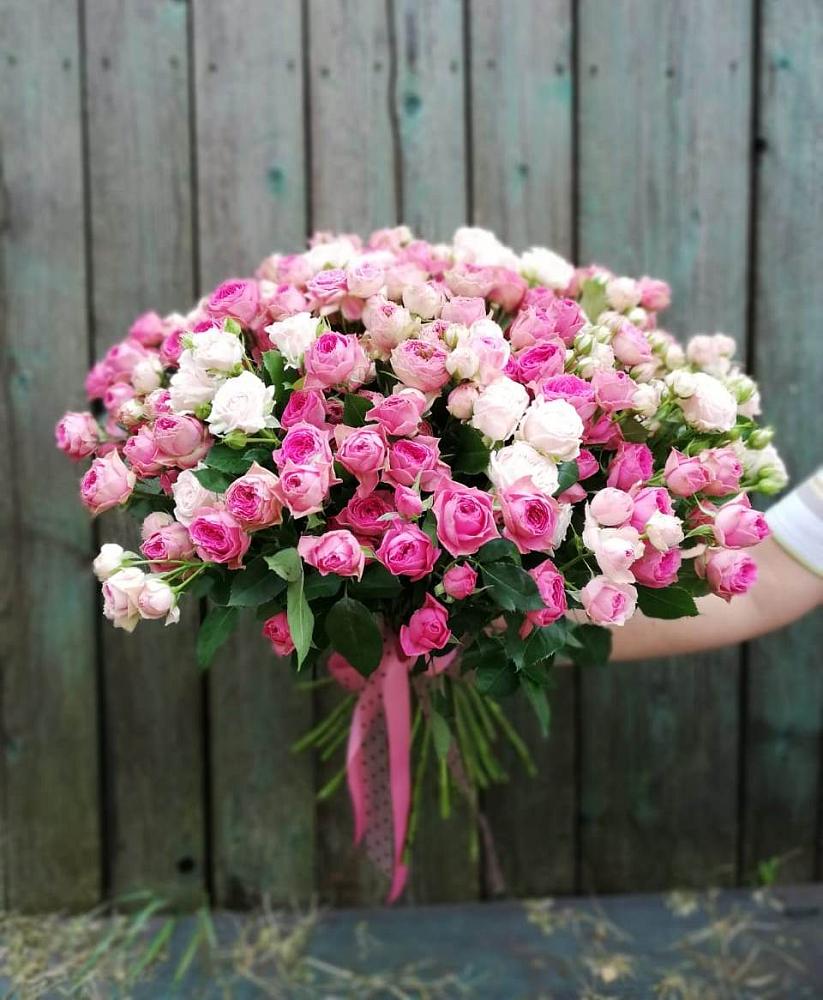 Букет Розовые кустовые розы Натали и Лав Лидия в Золотухино