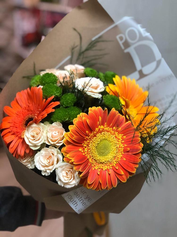 Букет цветов из: Герберы, Хризантемы и Розы в Золотухино