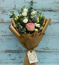 Букет цветов из:  Розы и Лизиантусы в Золотухино